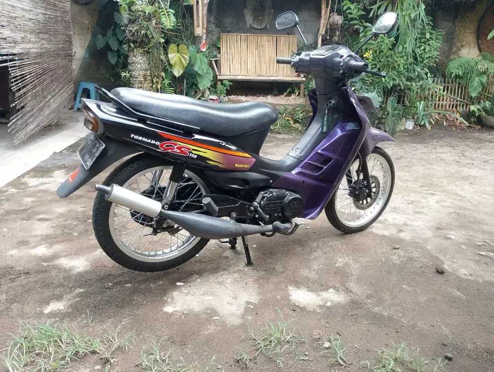 Suzuki Tornado GS ungu hitam