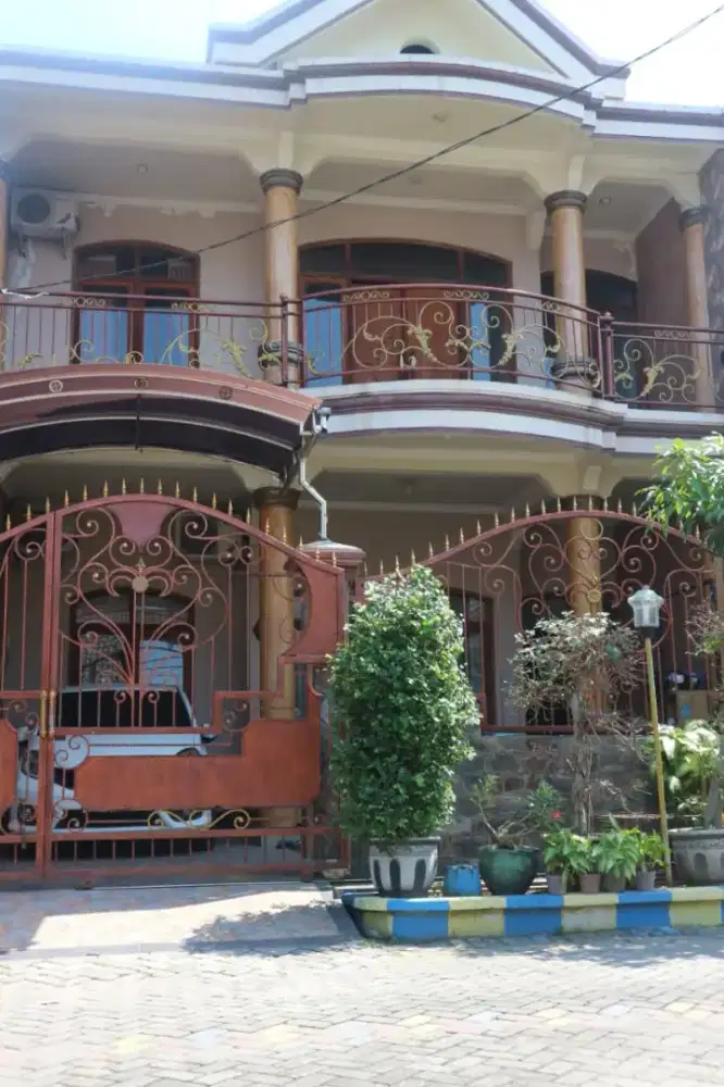 DIJUAL CEPAT RUMAH 2 LANTAI SIAP HUNI TAMAN ALOHA - NEGO