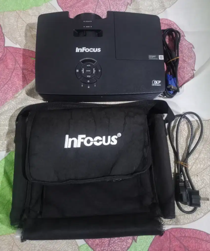 Infocus in220 3500lumens like new