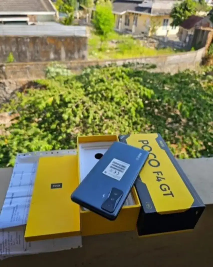 Poco F4 GT 12/256 GB Kondisi Seperti Baru