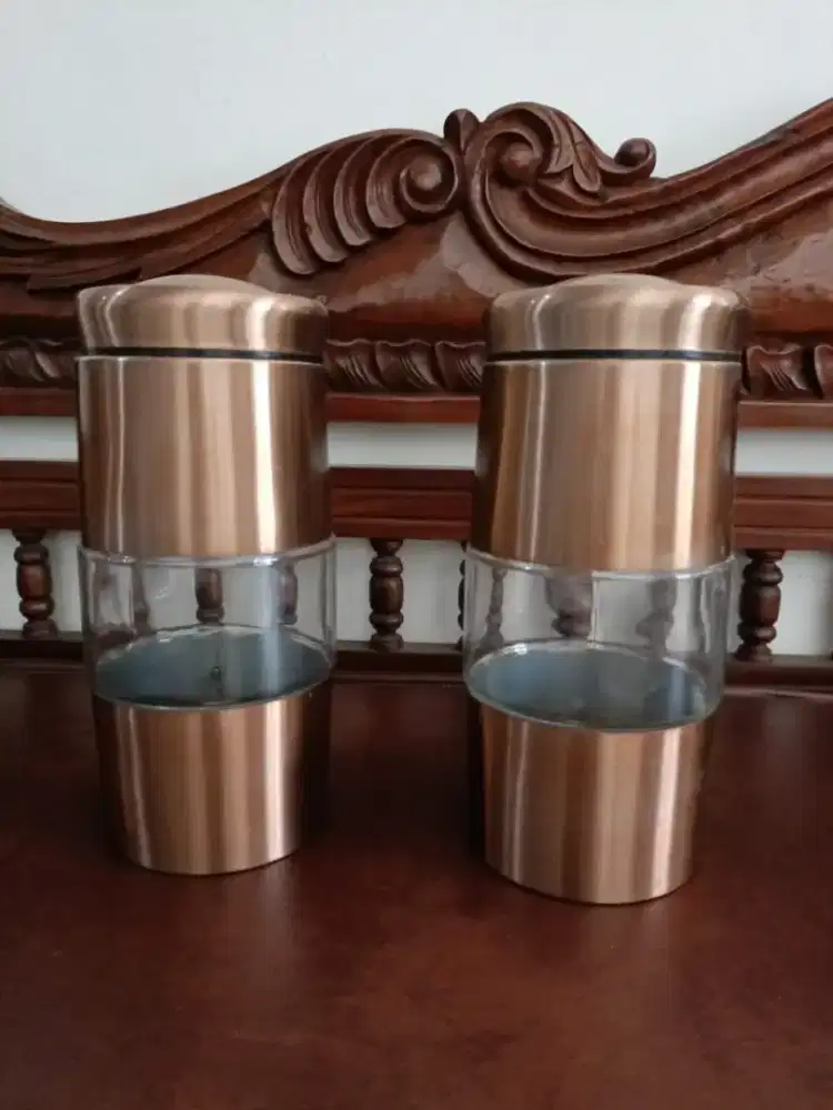 2 buah toples kaca cantik like new