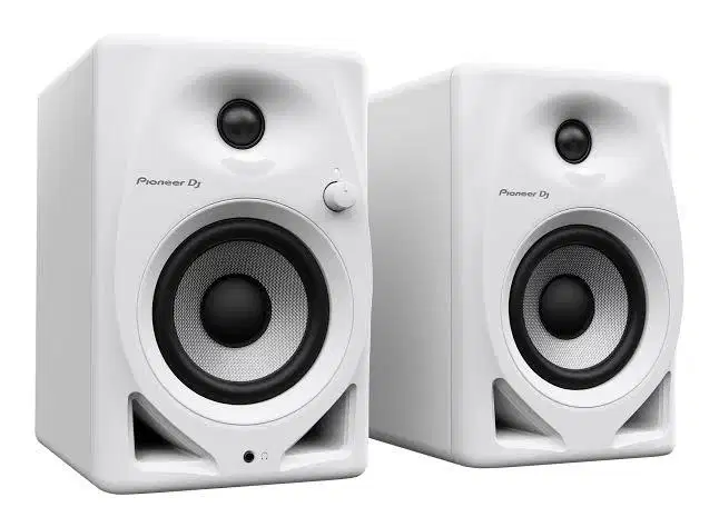 Pioneer DJ DM-40D powered studio monitor (Black / White)