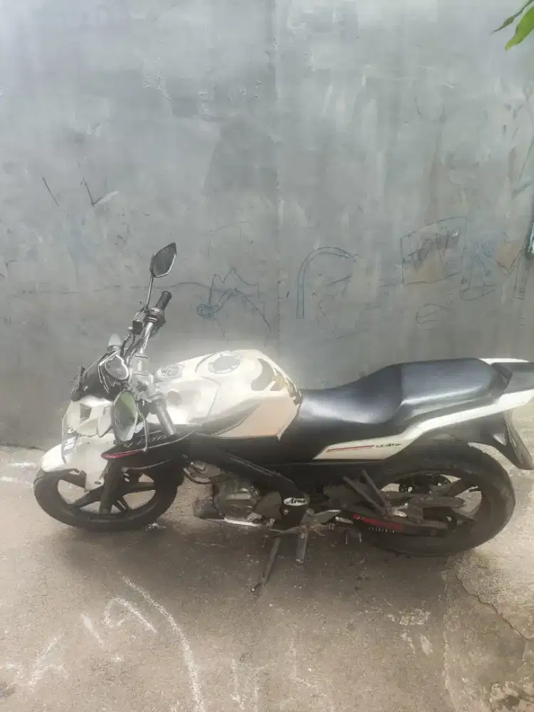 Dijual motor bekas masih mulus, mau ganti baru