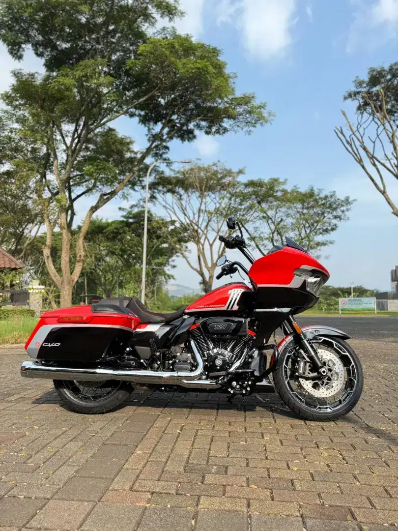 Harley davidson road glide CVO 2024 25th anniv