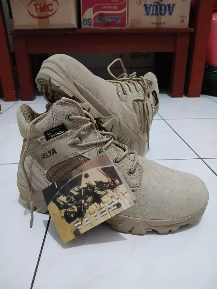 Sepatu delta cordura original