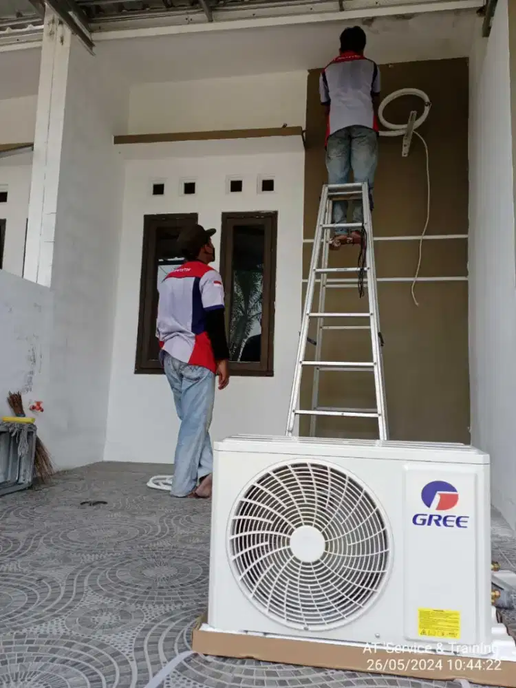 Servis AC & Kulkas Panggilan