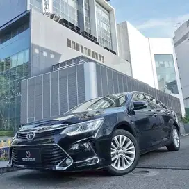 TOYOTA CAMRY 2.5 V AT 2015 HITAM FACELIFT