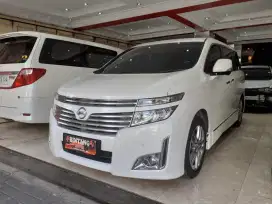 ELGRAND HWS 2.5 AT 2014 PUTIH FACELIFT /MODEL THN 2015 (BINTANG MOTOR)