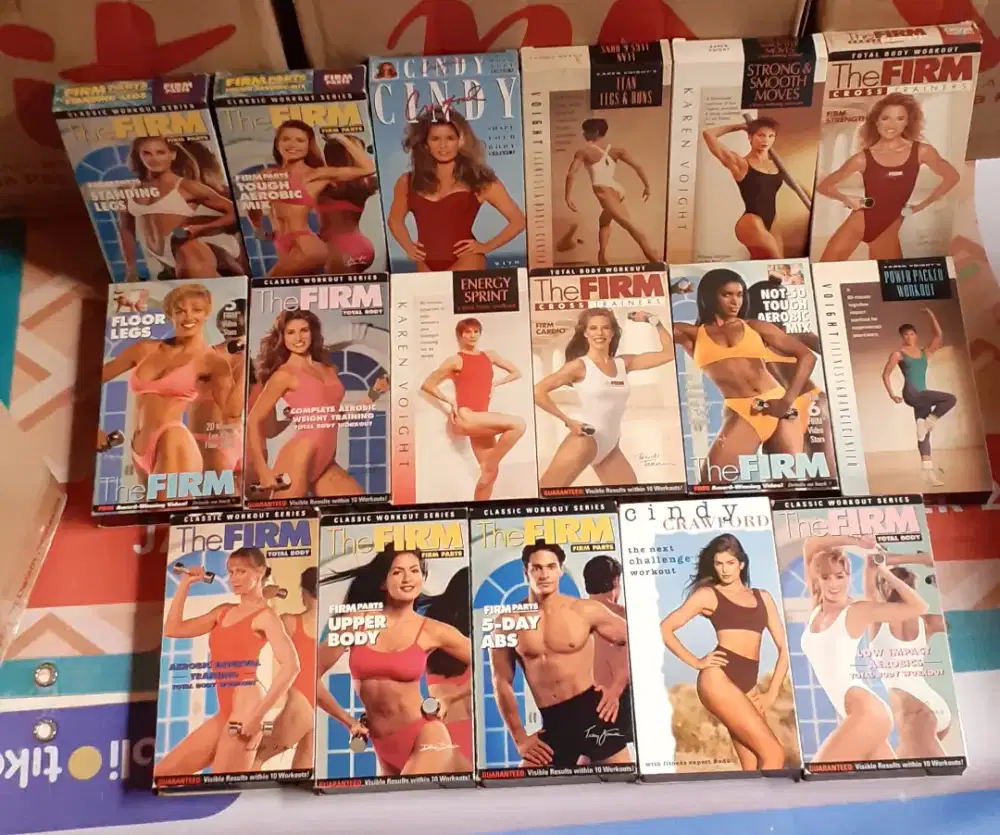 KASET VIDEO VHS FILM (17 Pcs)