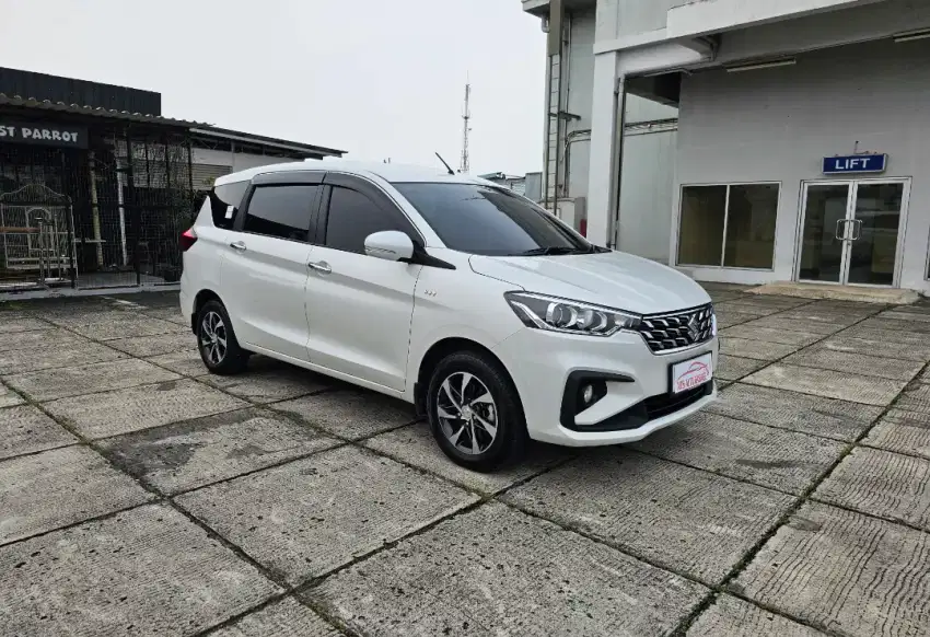 Suzuki Ertiga 1.5 GX Hybrid 2024
