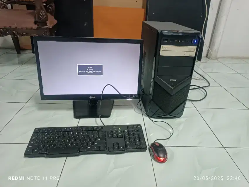 BU dijual cepat pc dan monitor lengkap dengan mouse keyboard nya