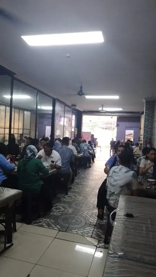 Lapak Usaha Kios Food Court Kantin Kuliner Puja Sera Warung Makan RAME