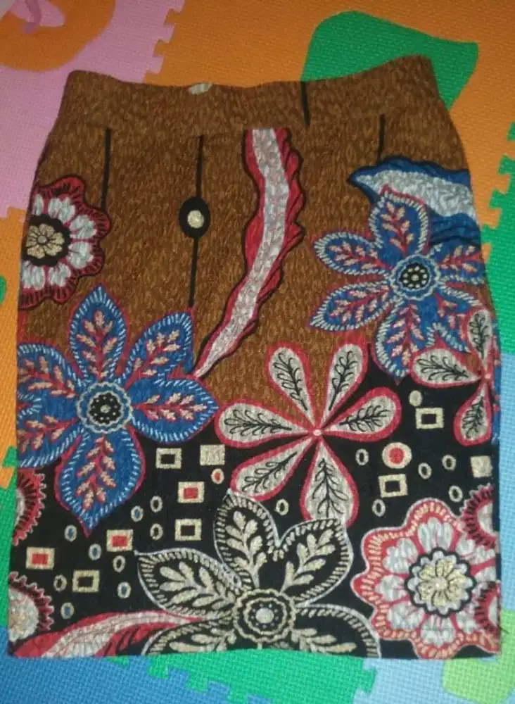 Rok mini batik lucu