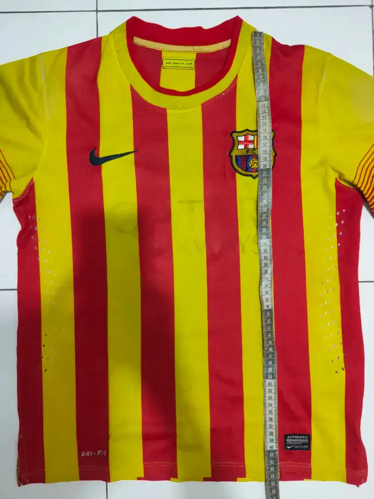 JERSEY BOLA BARCELONA [64-49]