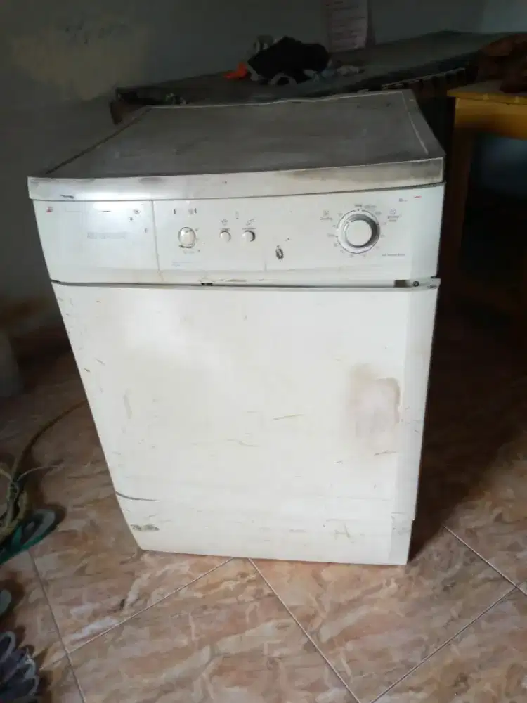 Mesin Pengering Pakaian Dryer Brandt (France) 8-12 kg konversi gas