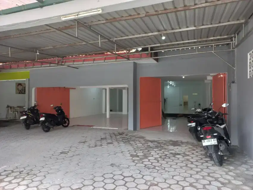 Disewakan ruko strategis cocok buat usaha dan kantor