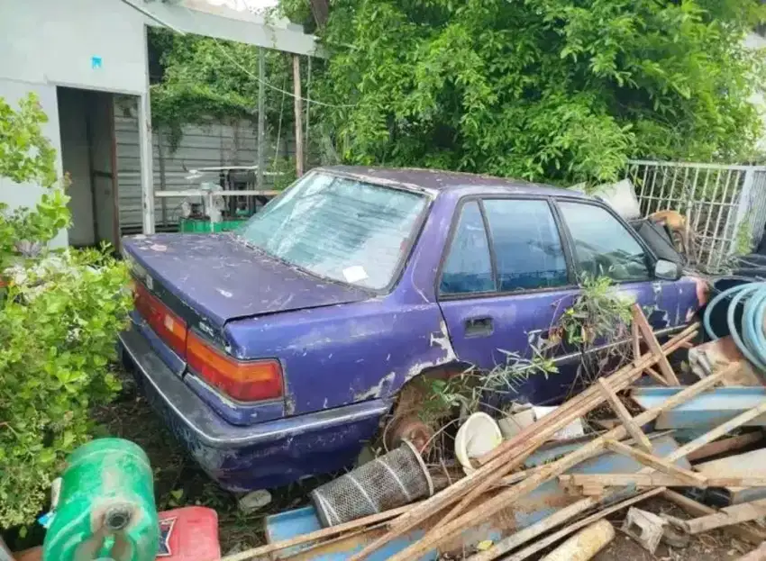 Tampung mobil mati/rongsokan