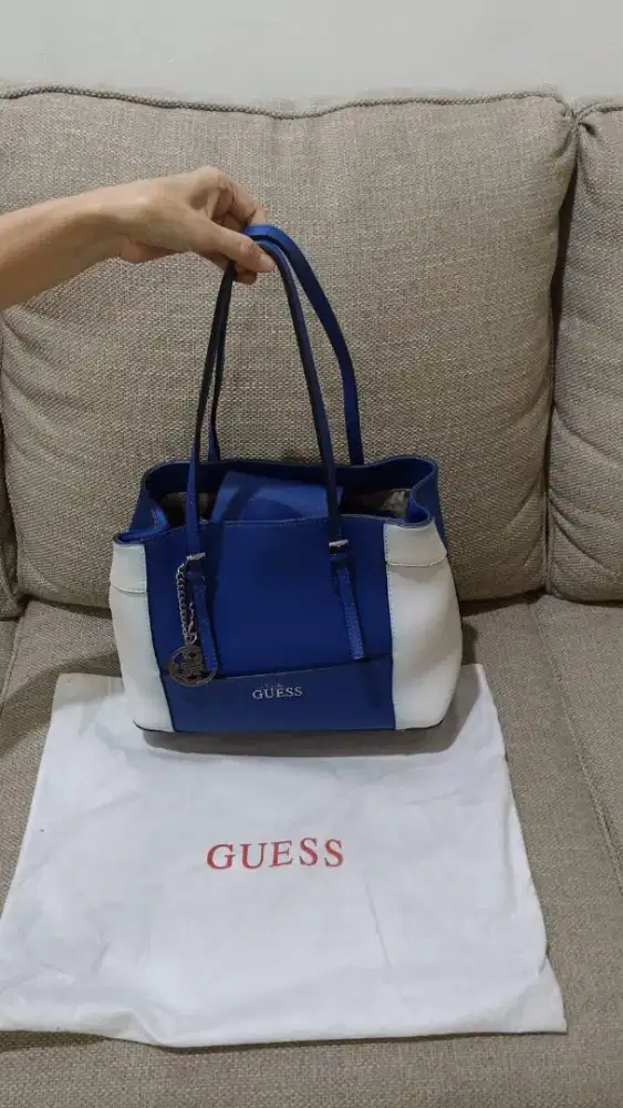 tas wanita GUESS