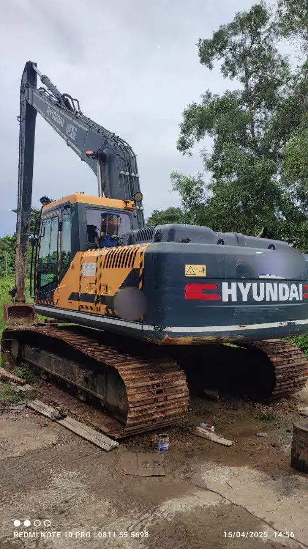 Long Arm HYUNDAI 2023 HM2000an
di Balikpapan