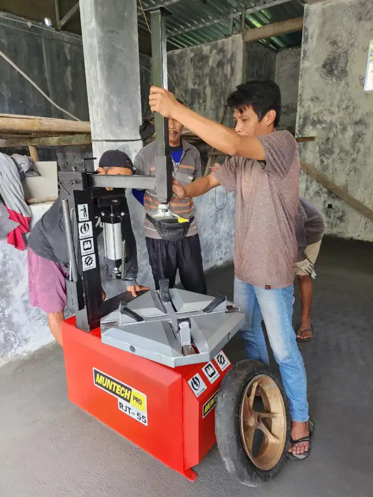 Tyre Changer Alat Buka Ban