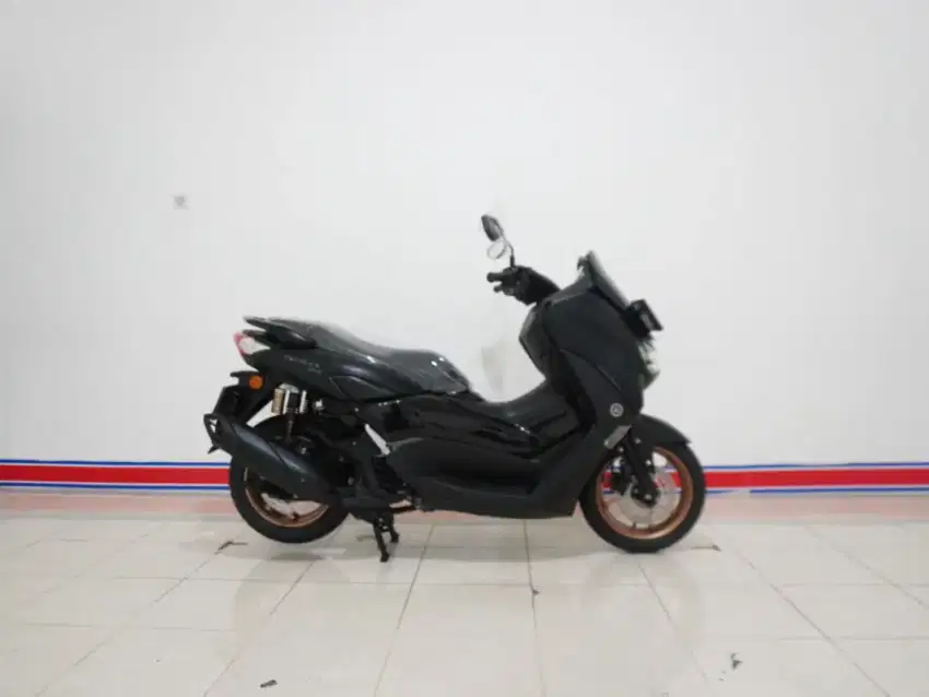 N max Conected 2022 Garansi mesin 1th/5000km