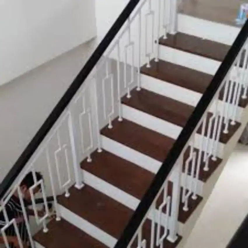 Railing tangga minimalis Teralis tangga