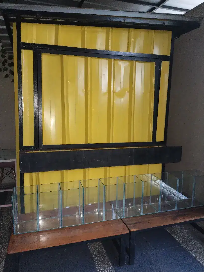 Gerobak booth bekas