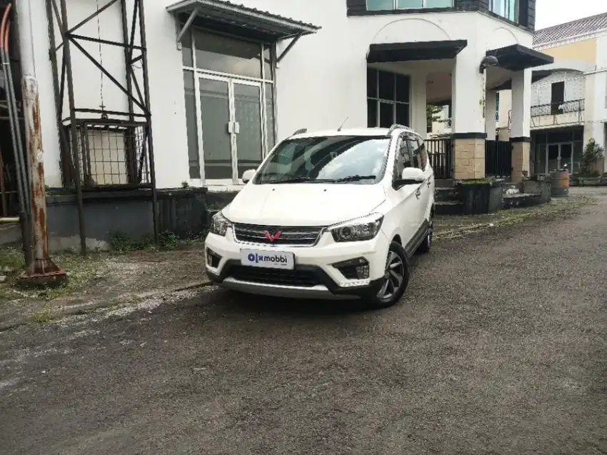 Pajak Panjang - WULING CONFERO S 1.5 C BENSIN M/T 2020 PUTIH