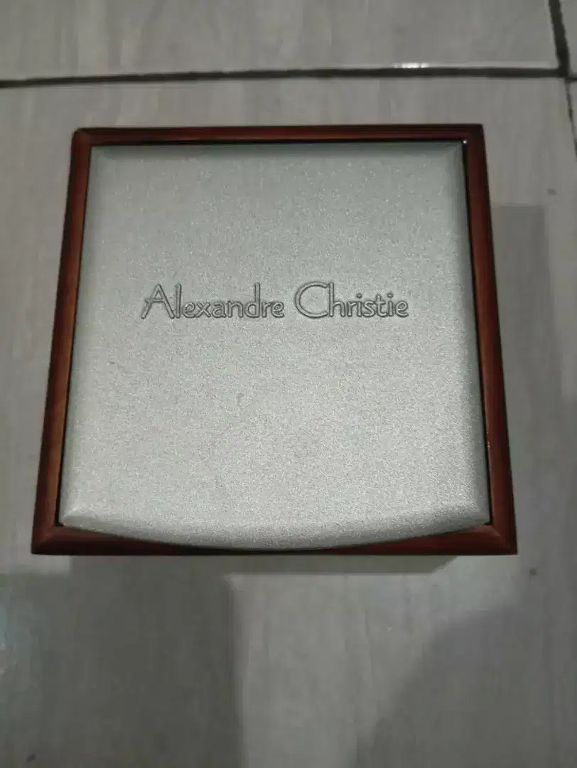 Kotak Jam Alexandre Christie