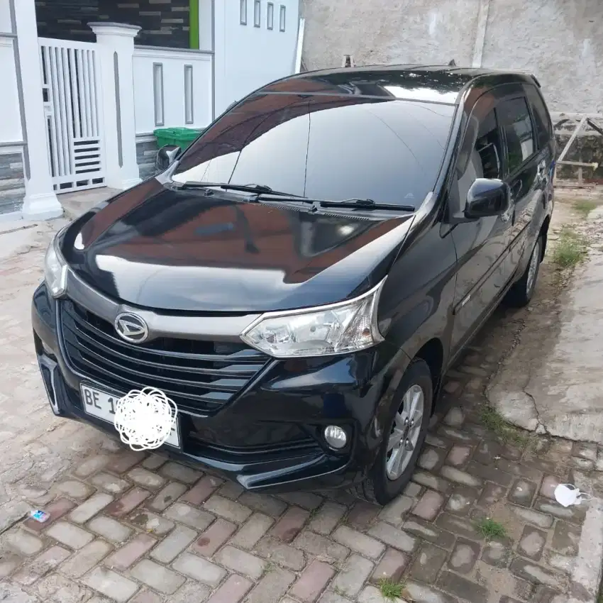 Daihatsu xenia X delux AT