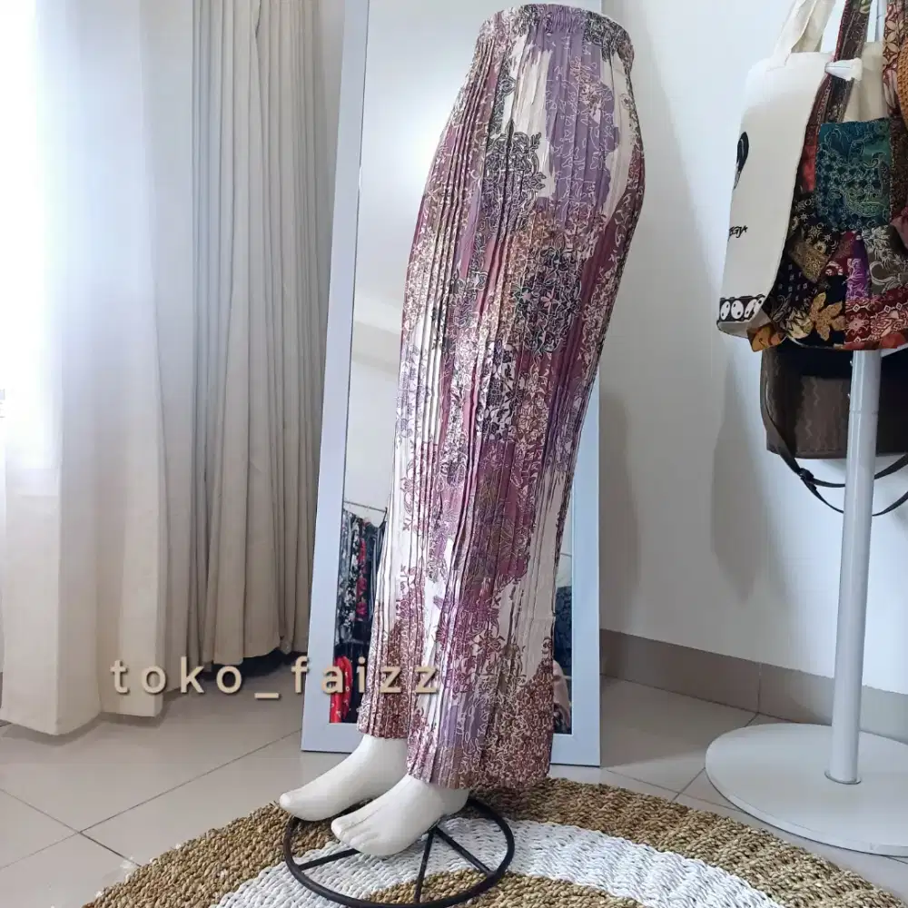 ROK BATIK PLISKET/BAWAHAN KEBAYA/ROK BATIK JUMBO