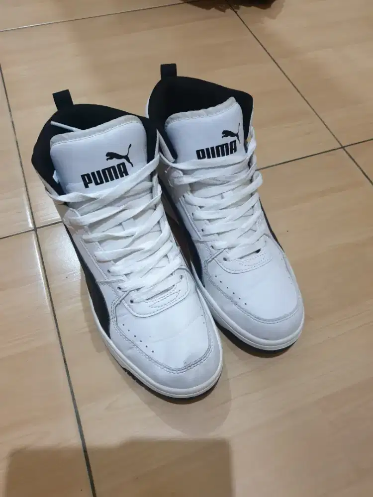 Sepatu puma beberapa x pakai