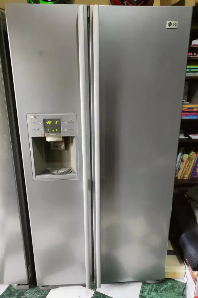 Kulkas Side By Side LG/ Kulkas Besar/ Kulkas 2 Pintu