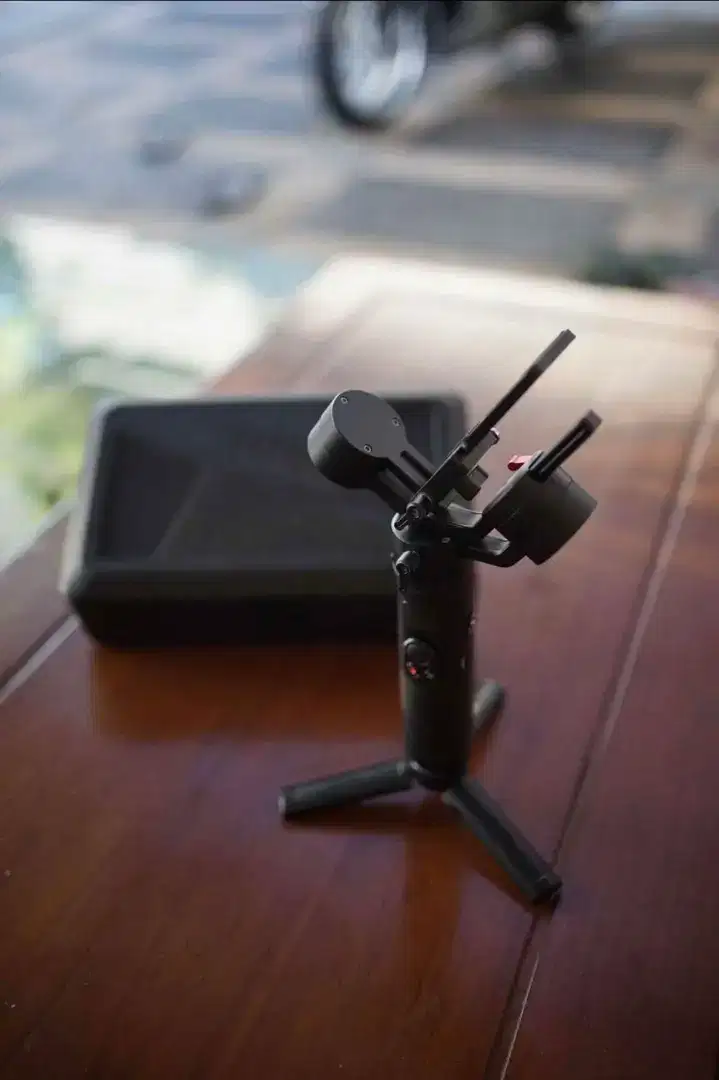 Zhiyun Crane M2