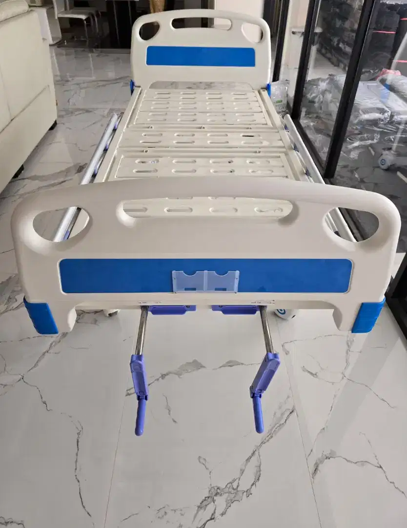 Hospital Bed Baru