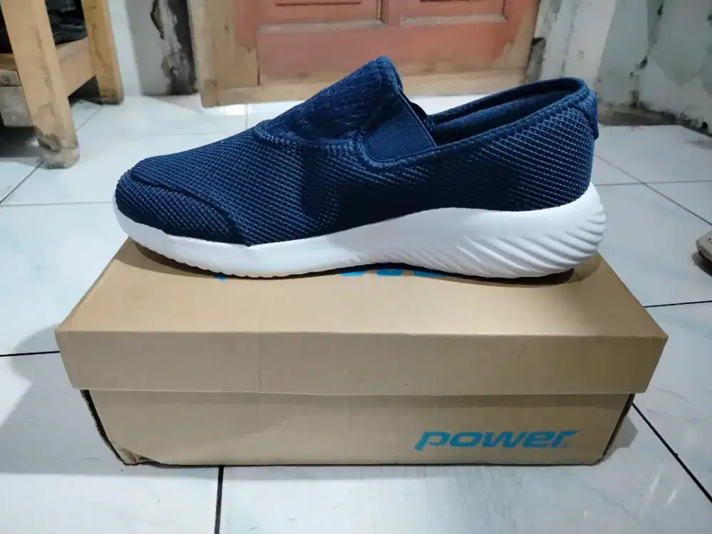 POWER - ELATE Cushion Mat Sepatu Slip On Sneakers Olahraga