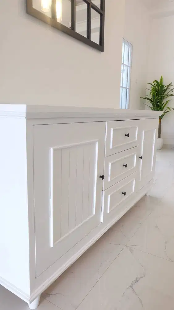 LEMARI KONSOL MINIMALIS PUTIH MODERN/BUFFET SNOWLINE FINISHING DUCO