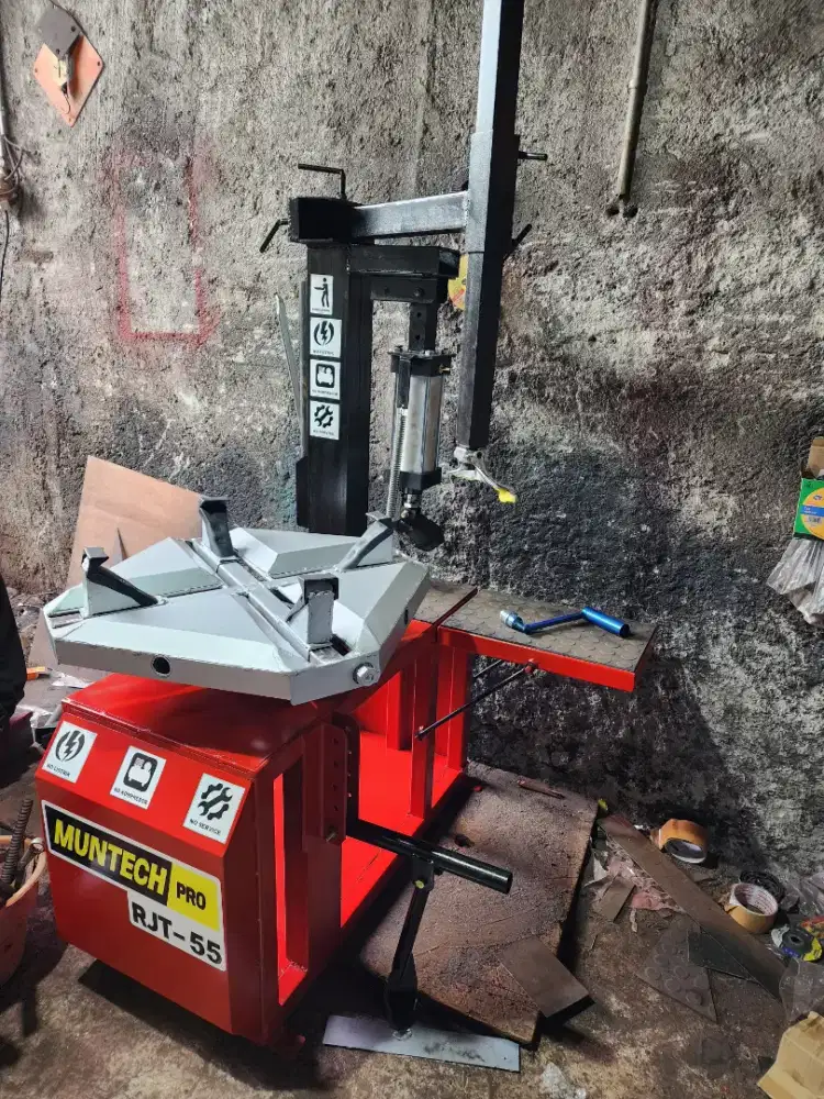 Alat Buka Ban Tyre Changer