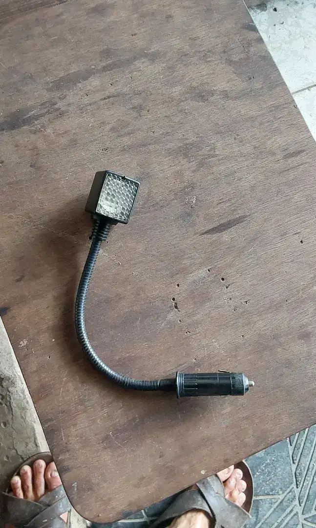 Lampu baca lighter