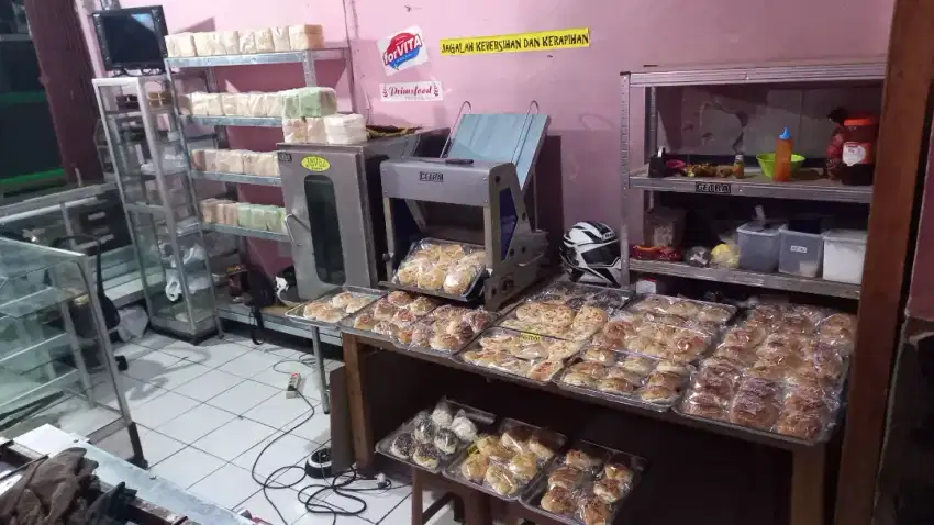 Roti bakery roti manis dan roti tawar pandan gandum murah