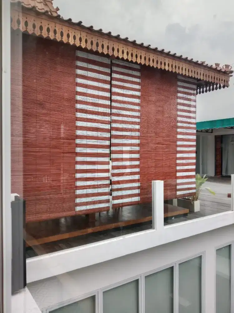 TIRAI BAMBU TIRAI KAYU SURABAYA: 
Disini menerima pemesanan
 tirai