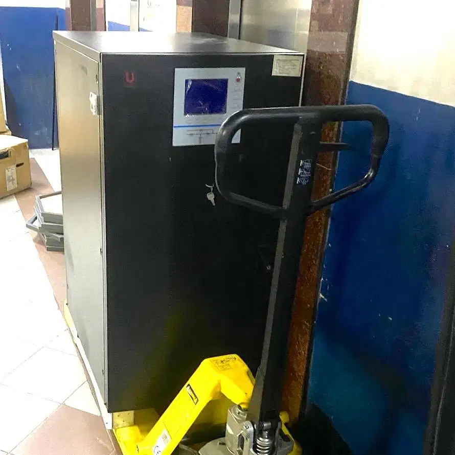 UPS merk unipower 20kva