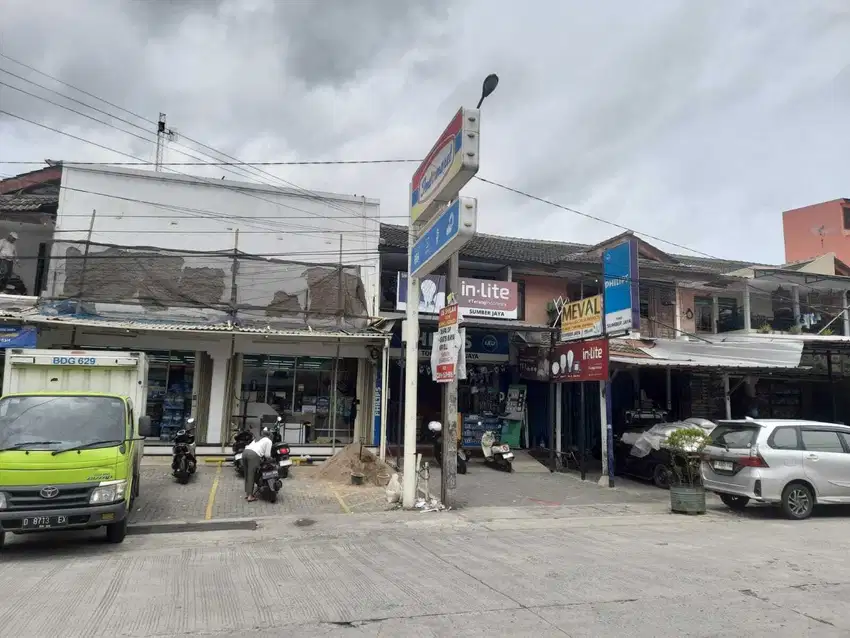 2 unit Ruko rendeng di Permata Cimahi