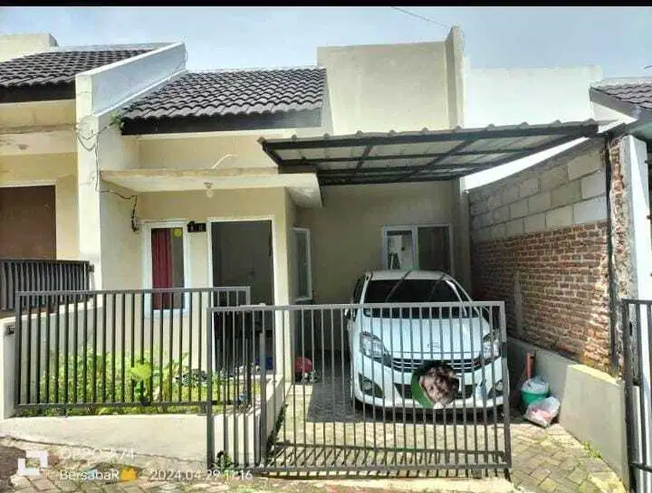UNTUK YANG TIDAK MAU RIBET INI ADA RUMAH DI UJUNG BERUNG ATAS
