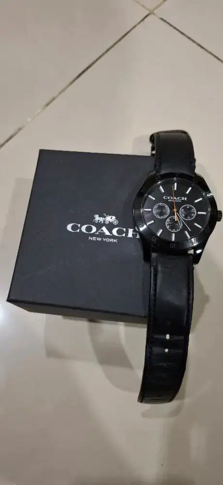 Jam Tangan merek COACH Original Preloved warna hitam