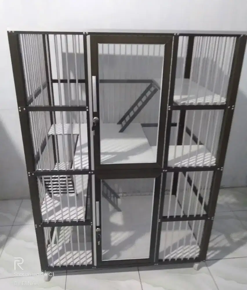 Kandang kucing aluminium