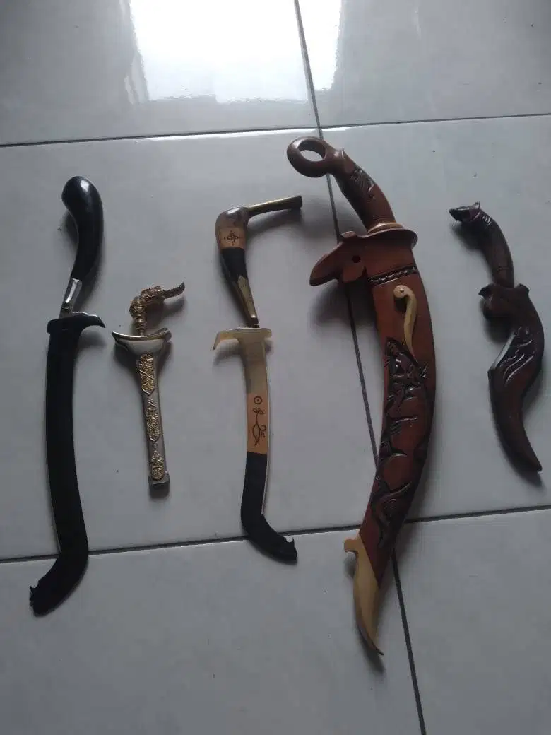 Jual Rencong, Badik dan Keris Hiasan