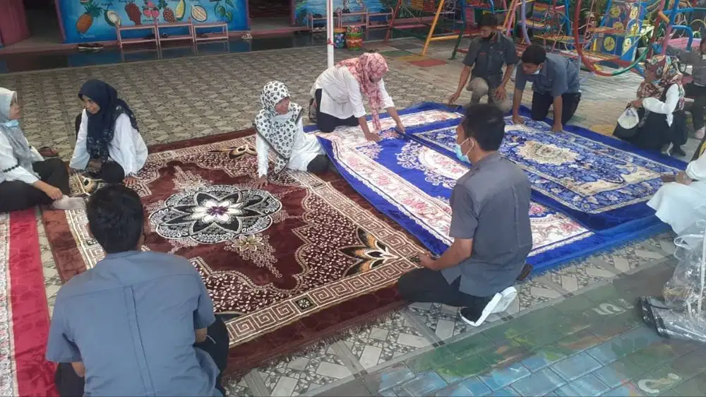 DI BUTUHKAN HELPER MARKETING SALES