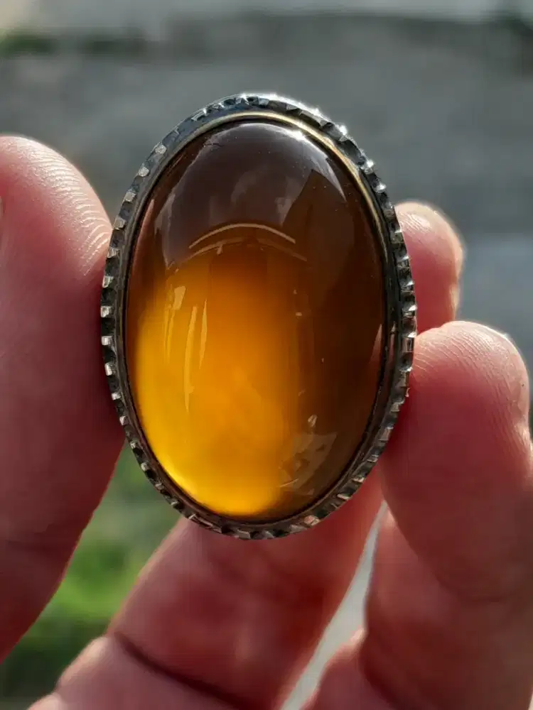 Batu akik madu, anggur batu raja