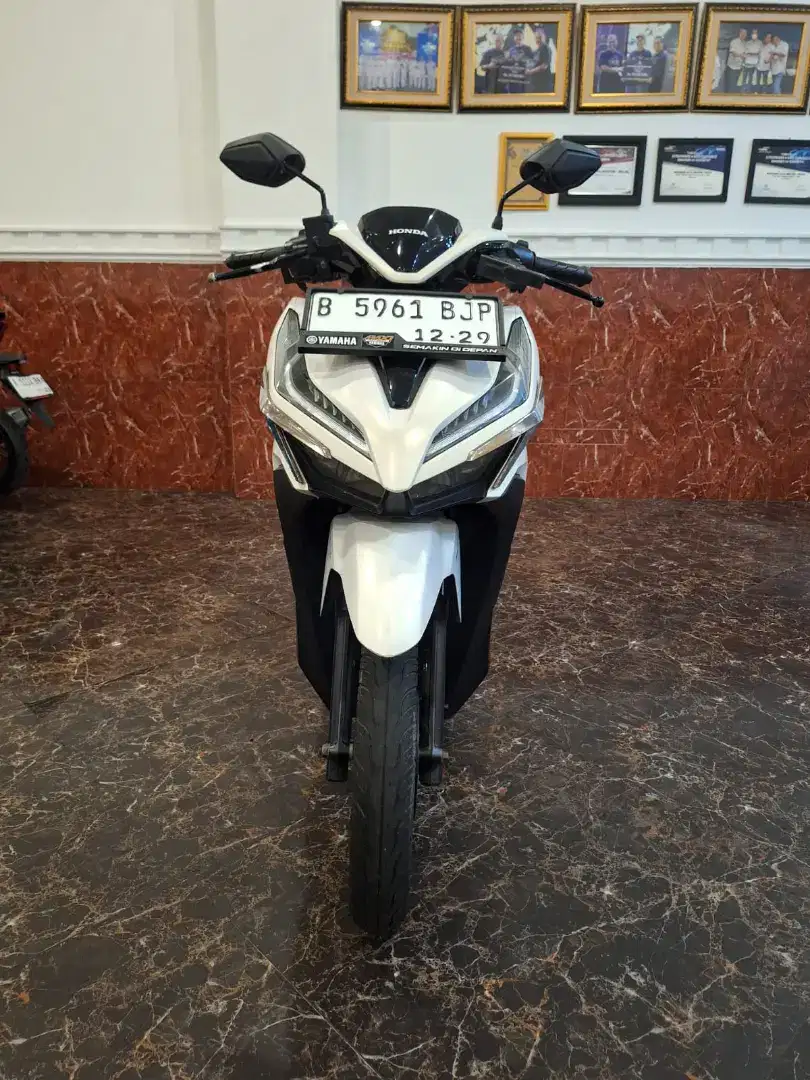VARIO 125 CBS ISS  DP 1 JT  /GARANSI MESIN DAN FREE SERVICE 6X
